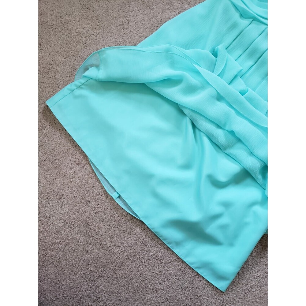 David's Bridal Short Crinkle Chiffon Dress with Front Cascade Strapless Size 8 - Picture 7 of 11